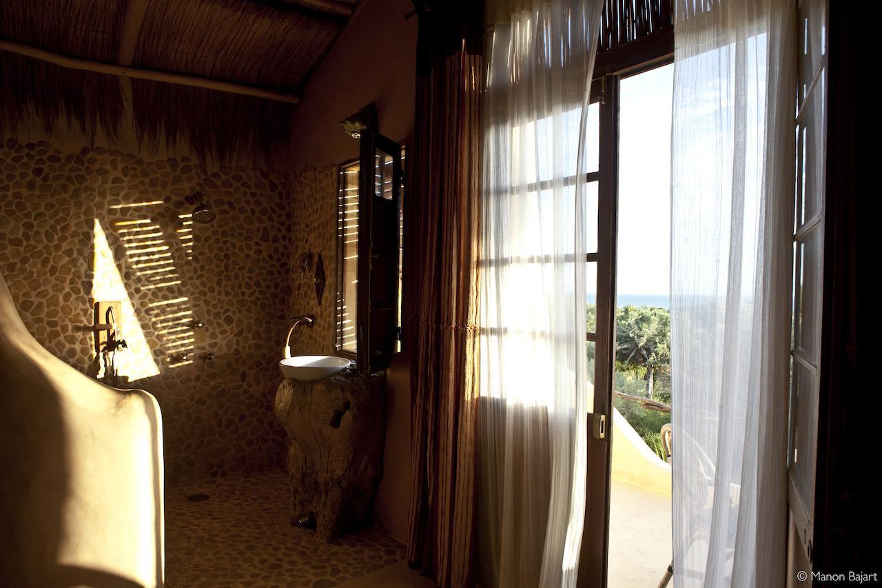 Bakuba Lodge - Le Petit Hotel Du Voyageur Ankilibe Room photo